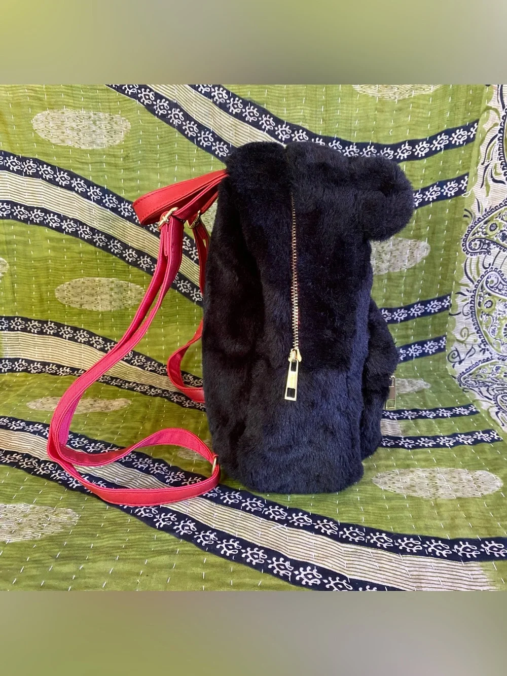 Bioworld Black Gloomy Naughty Grizzly Fuzzy Plush Mini Backpack Kawaii Kidcore